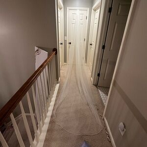 Elegant White Bridal Veil